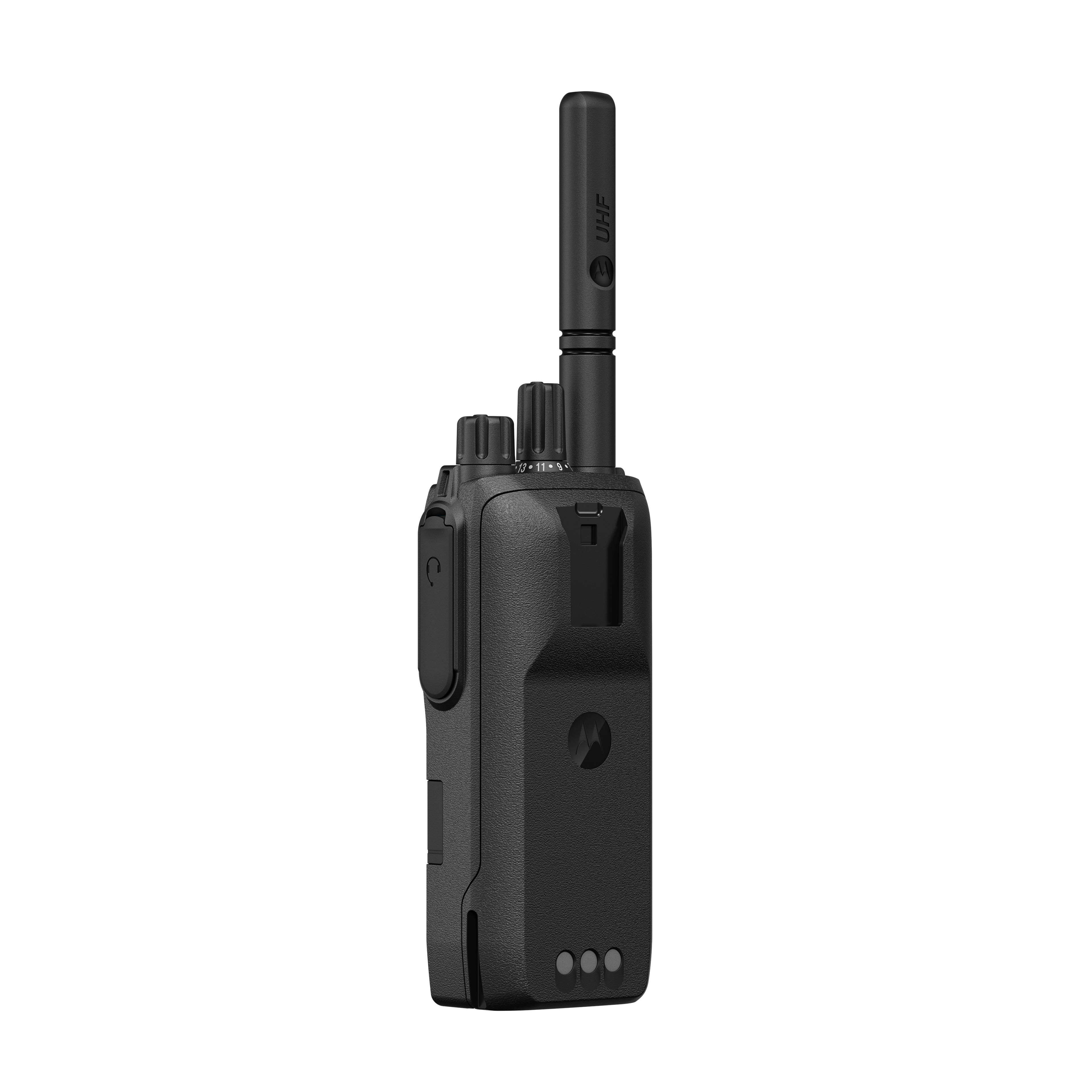 Schwarzes tragbares Funkgerät mit Antenne und Bedienelementen oben.