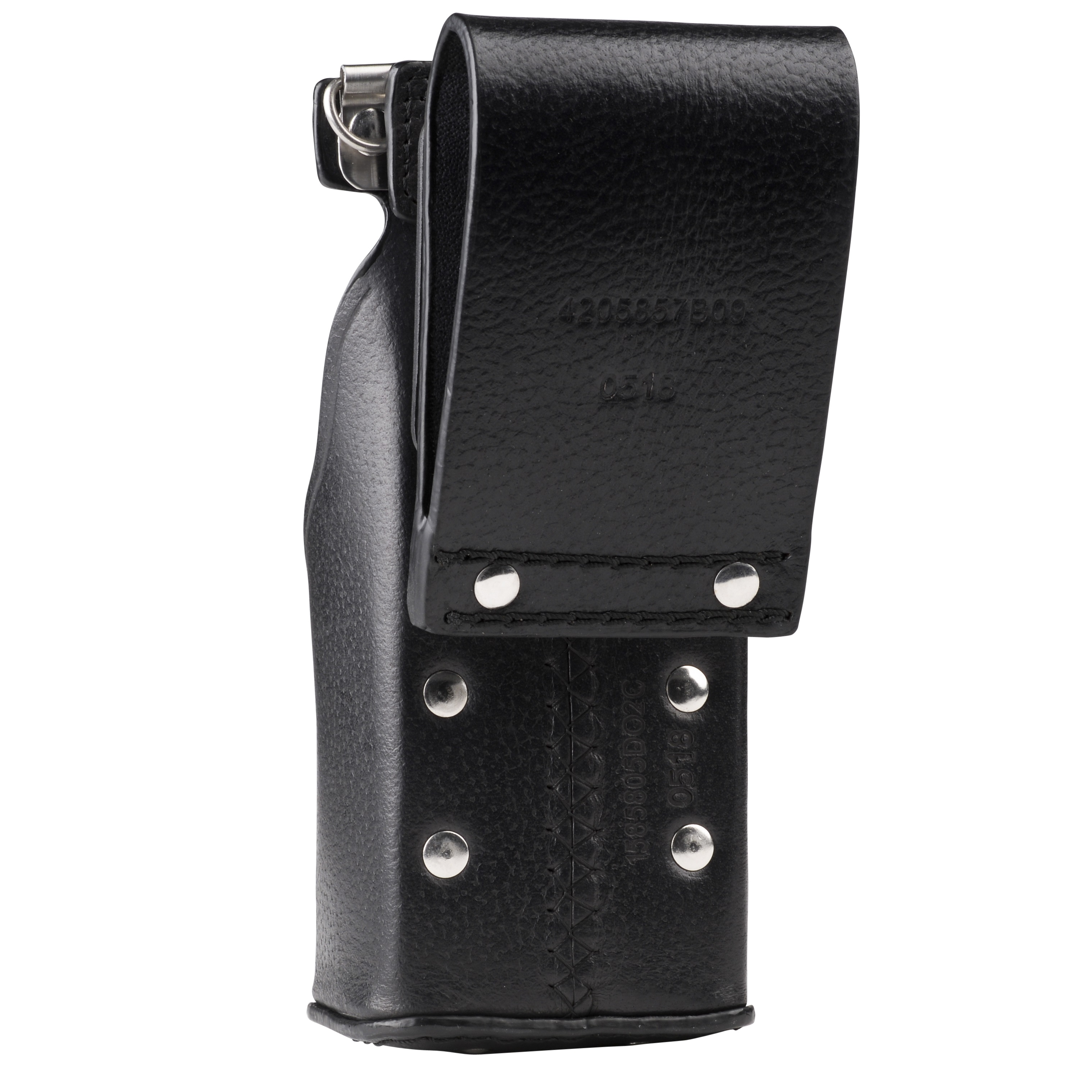7000-00356600_mot_01.jpg Schwarze Lederhülle mit Metallnieten und Gürtelclip