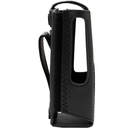 Schwarze Lederhülle mit seitlichem Schlitz und Gürtelschlaufe.