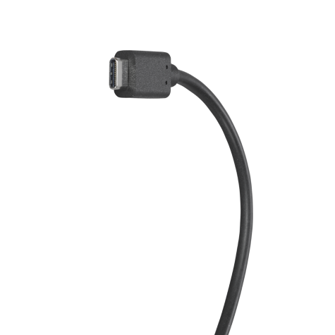 Schwarzes USB-C-Kabel, Anschluss sichtbar.
