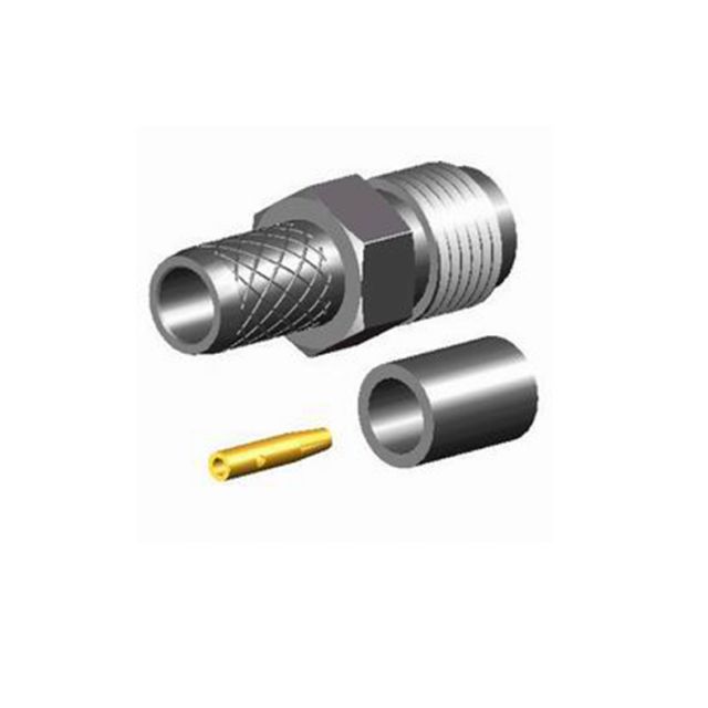 Technische Steckverbindung aus Metall mit drei Teilen