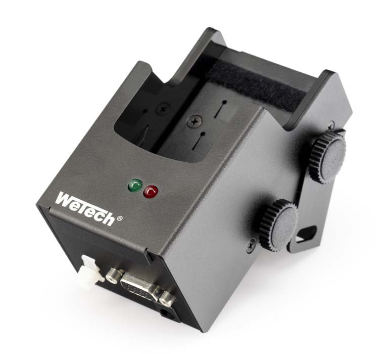 Schwarzer Gerätehalter mit zwei Knöpfen und LED-Anzeigen für WeTech.