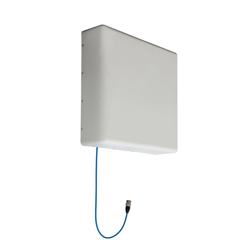 7000-00042500_com_01.jpg Weiße quadratische Antenne mit blauem Kabelanschluss.