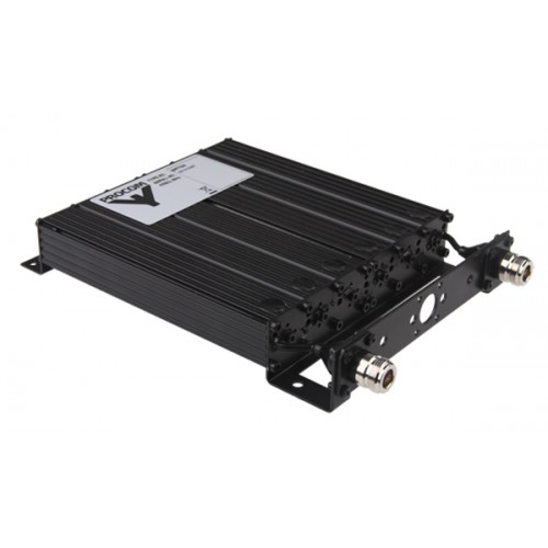 7000-00501300_pro_01.jpg Schwarzer elektronischer Verstärker mit Anschlussports an den Seiten.