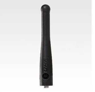 Schwarze UHF-Antenne vor grauem Hintergrund.