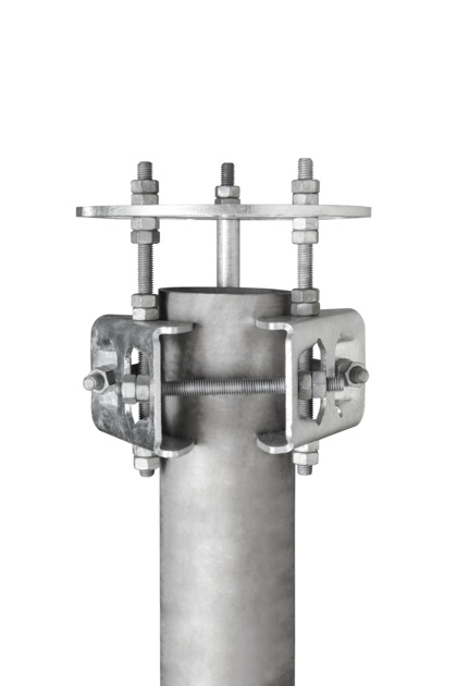 Metal support with bolt fastening and clamping connection