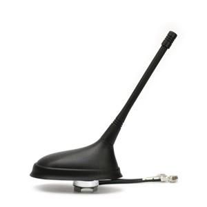 7000_00757758_PRT_01.jpg Schwarze Autoantenne mit montiertem Kabelanschluss