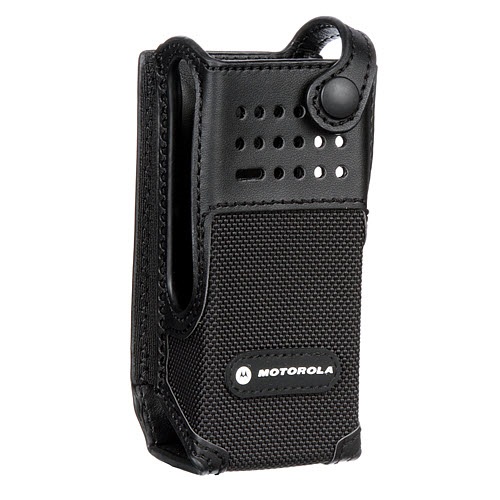 7000-00409200_mot_01.jpg Black protective case made of leather and fabric for a radio