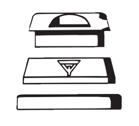 7000-00582200_pro_01.jpg Drei schwarz-weiße abstrahierte Objekte übereinander angeordnet.