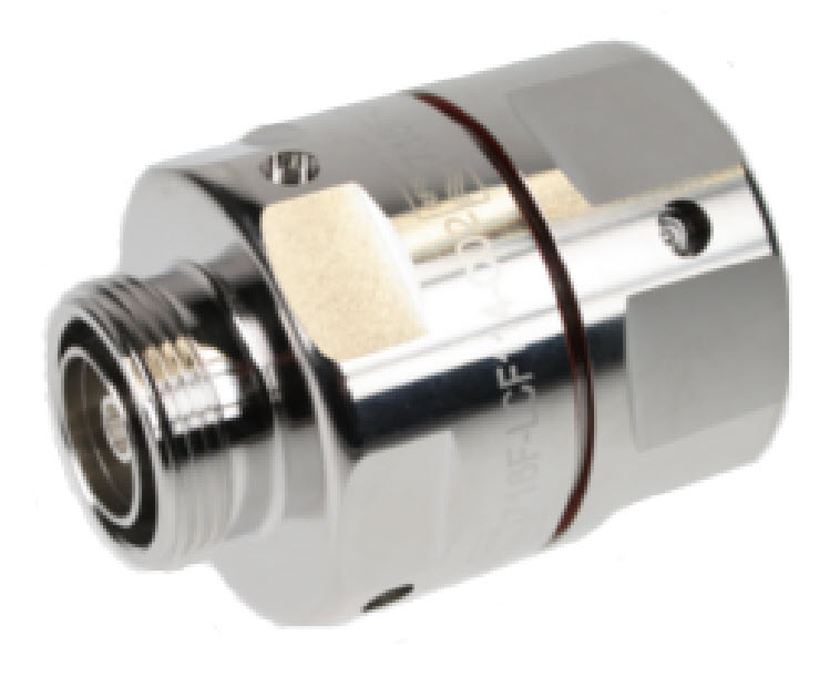 Metallischer Adapter mit Gewinde und vertikalen Rillen.