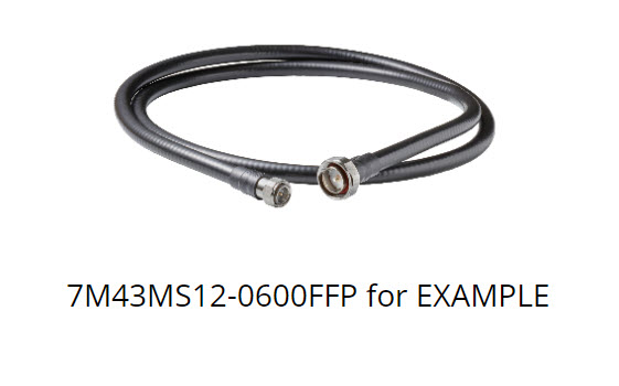 RFS_Jumper-S12-FFP.jpg Schwarzes Koaxialkabel mit zwei Steckverbindern, Modellnummer darunter.