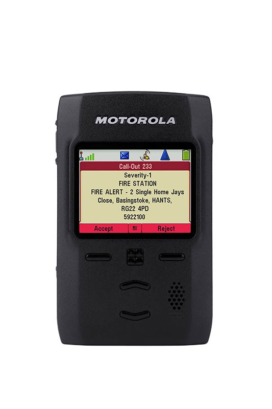 Handgerät mit Notruf-Display, Text zeigt Feueralarm in Basingstoke.