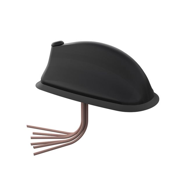 Schwarzer Helm mit mehreren gebogenen Röhren als Beine.