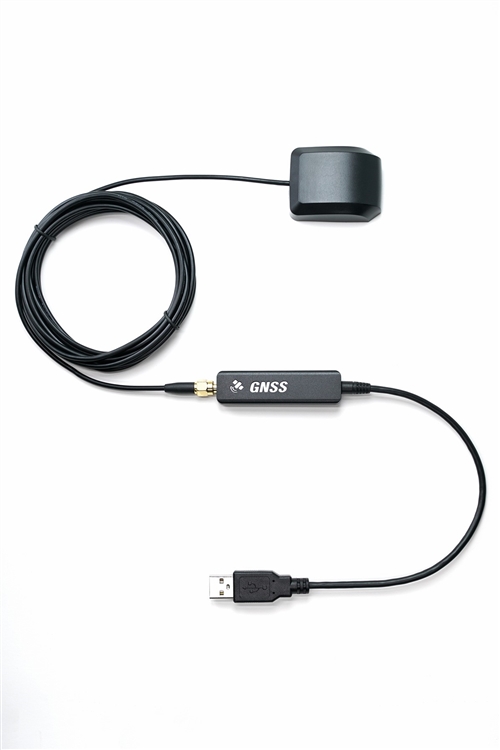 GNSS-Modul mit USB-Anschluss und Empfangsantenne.