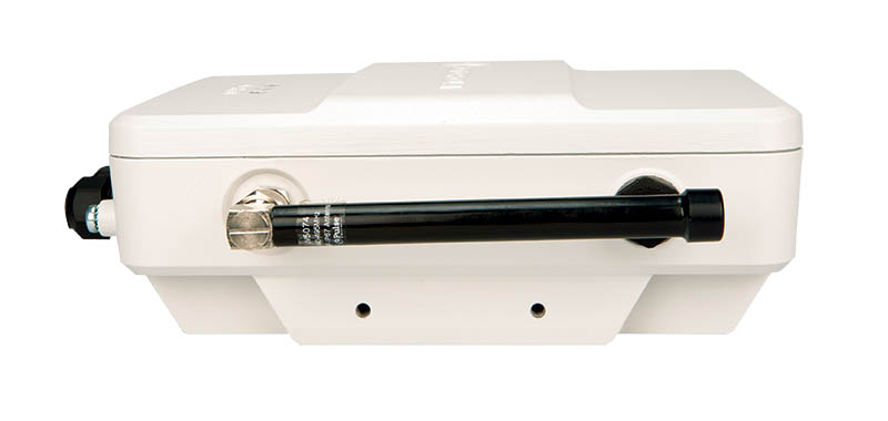 7000_00757887_MOT_04-1.jpg White rectangular device with black cylinder on the side.