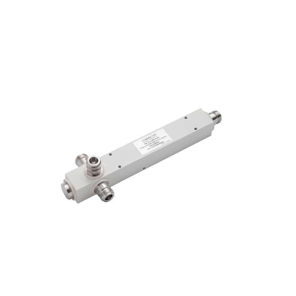 Metallischer Hochfrequenz-Splitter mit mehreren Anschlüssen.