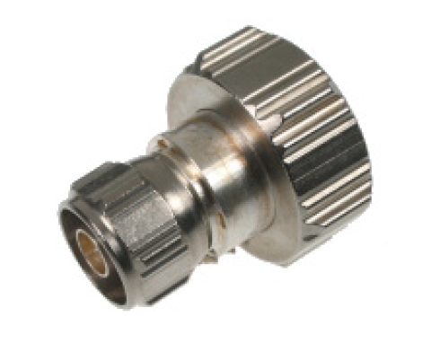 Metalladapter mit geriffelten Kanten und Schraubverbindung