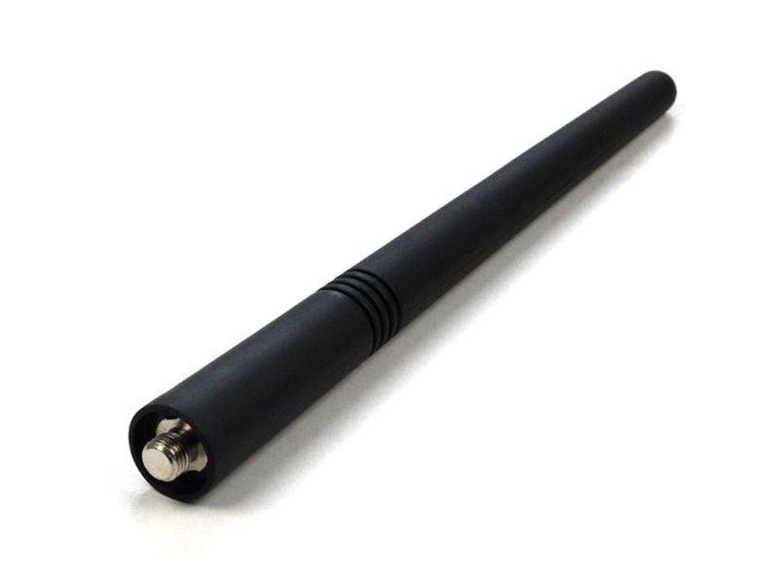 Schwarze Antenne mit Schraubanschluss.