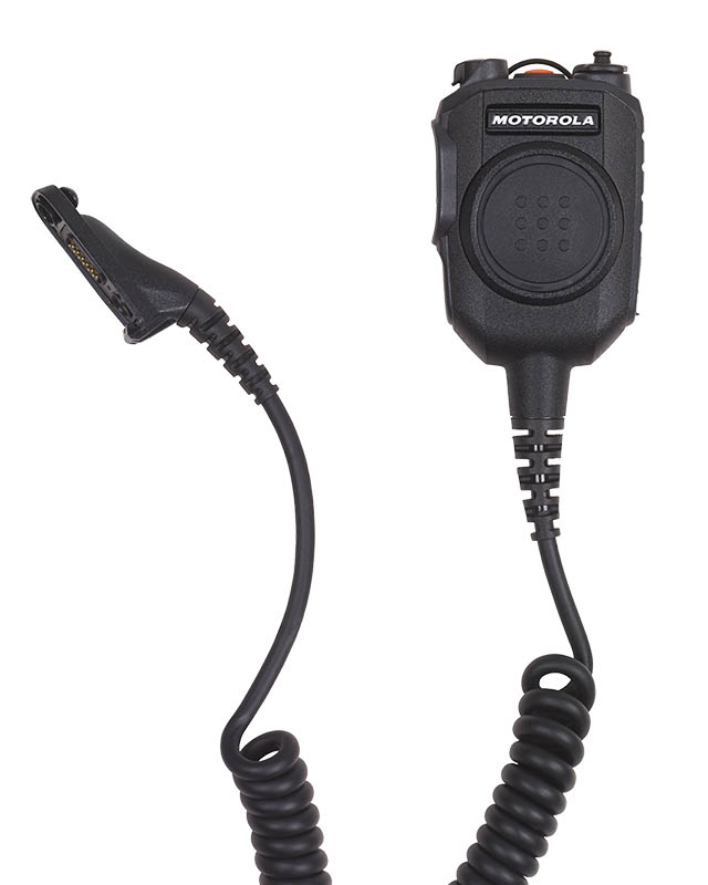 Schwarzes Handmikrofon mit spiralförmigem Kabel und Clip, Markenname oben sichtbar.