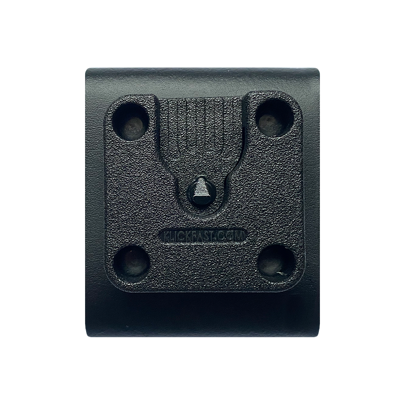 7000_00753667_MOT_01-1.png Schwarzer Halter mit vier Löchern und Klickmechanismus, Aufschrift 'KLICKFAST.COM'.