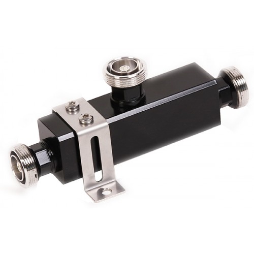 7000-00752398_pro_01.jpg Schwarzer HF-Leistungsverteiler mit Metallhalterung und zwei Anschlüssen.