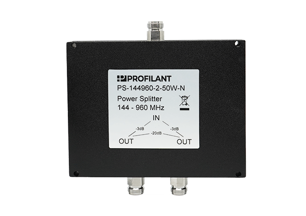 Schwarzer Power-Splitter von 144 bis 960 MHz mit drei Anschlüssen.