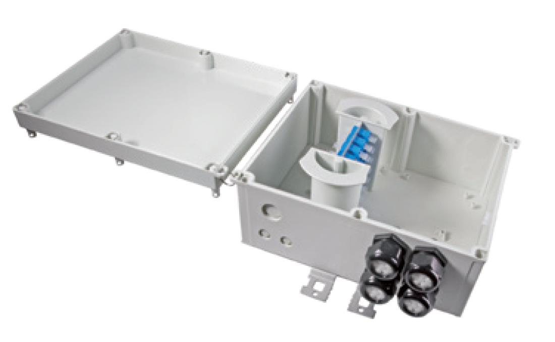 7000-00751916_h-s_01.png Open grey junction box with several connectors.