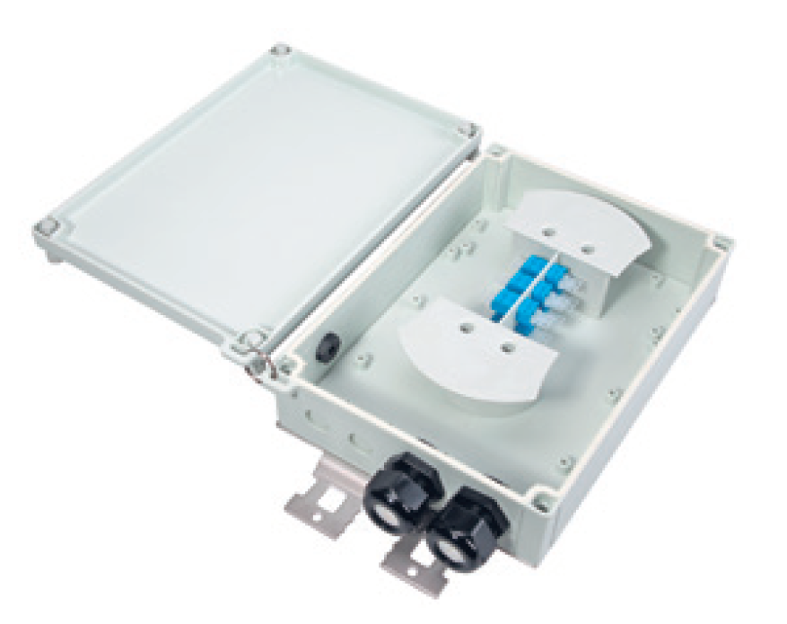 7000-00751913_h-s_01.png Open junction box with terminal blocks inside.