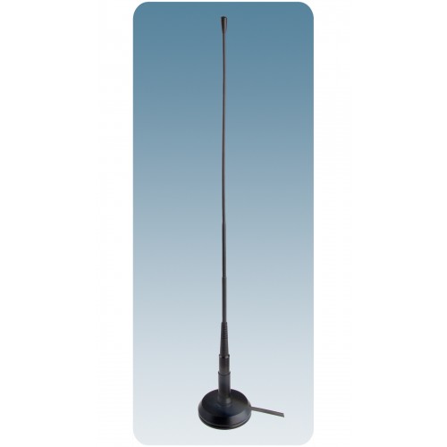 Lange Magnetfußantenne vor blauem Hintergrund.