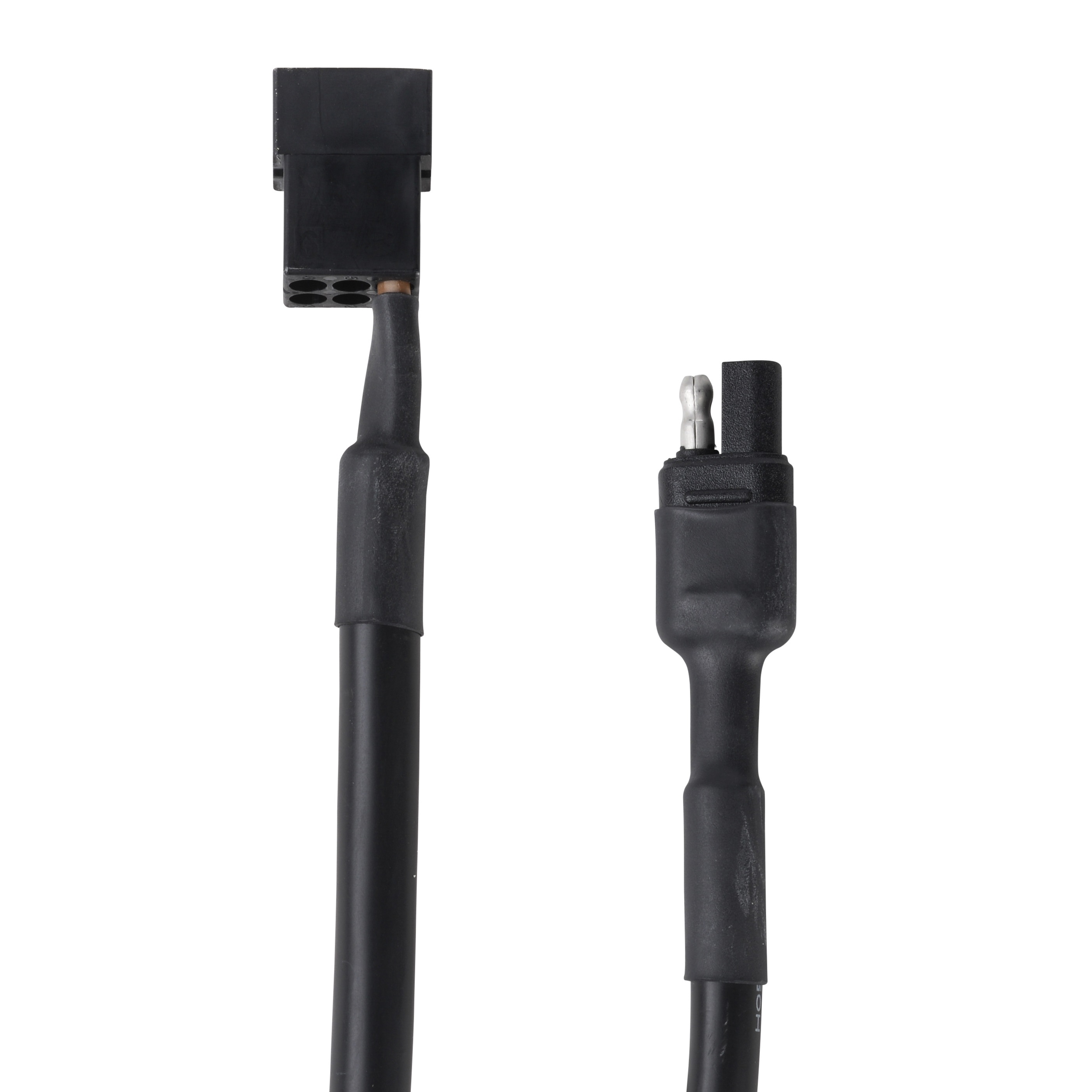 Zwei schwarze elektrische Anschlusskabel mit unterschiedlichen Steckern.