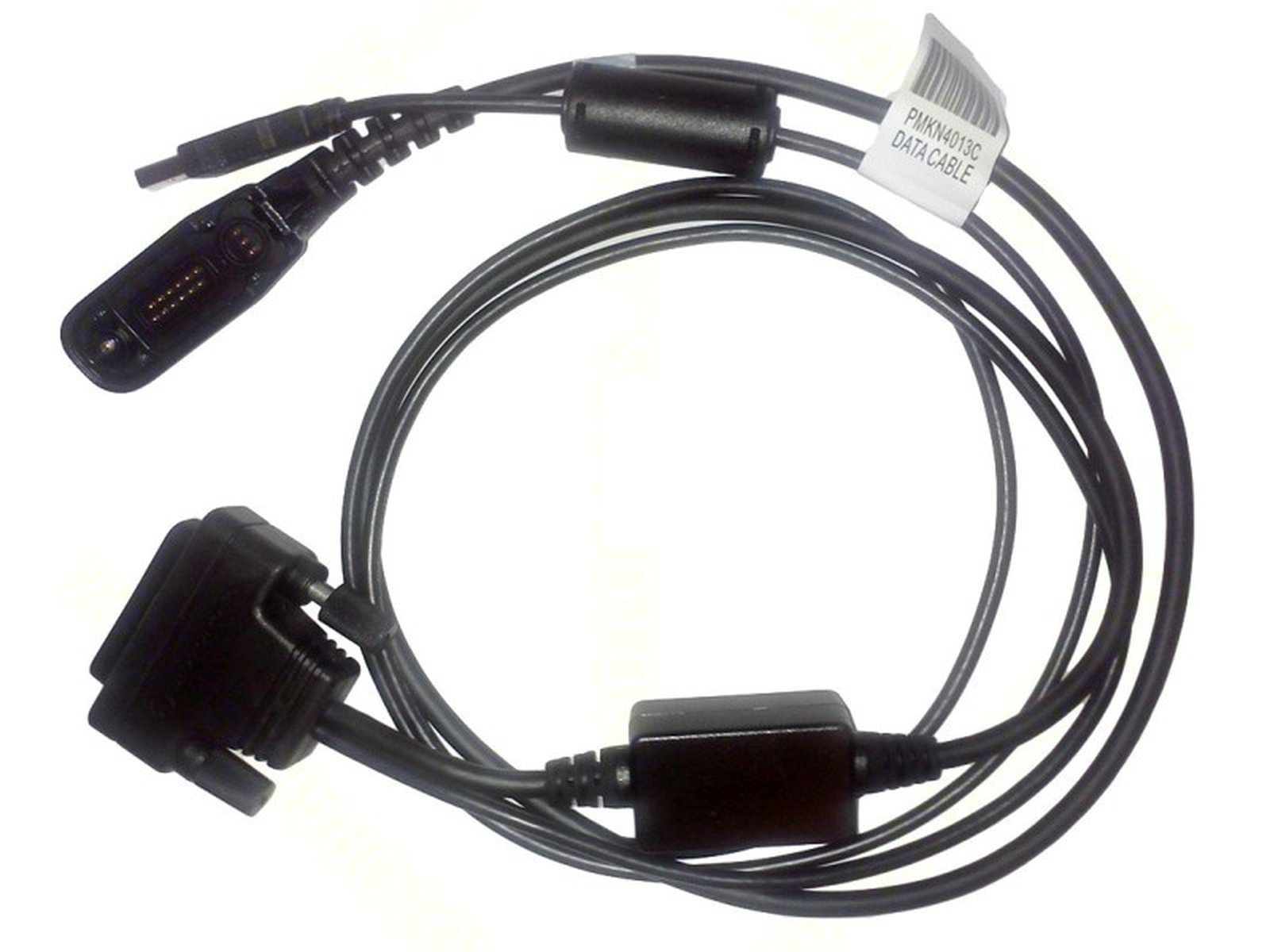 Schwarzes Datenkabel mit mehreren Anschlüssen und Etikett.
