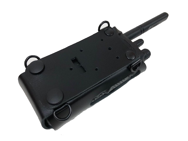 Schwarzes Kommunikationsgerät mit Antenne und Ringen.